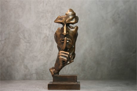 "Не говорю зла" ж-3927445794